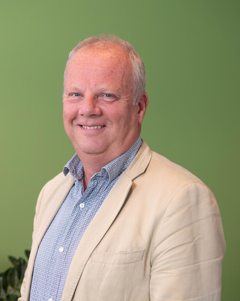 Karen-Pijnenburg-en-Richard-Linders-blikken-terug-2020-small